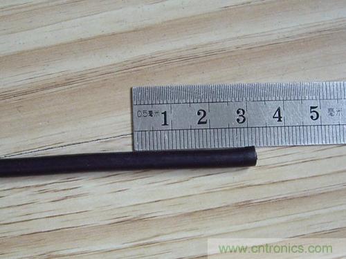 最簡(jiǎn)單使用的天線&mdash;&mdash;罐頭天線，可做正饋大鍋饋源！ 