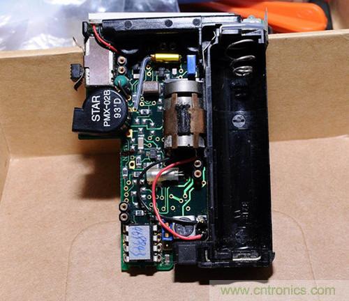 【拆解】走進(jìn)傳呼時(shí)代，天價(jià)傳呼機(jī)拆解探奇