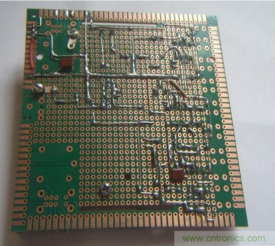 DIY：手工打造智能無線供電臺(tái)燈