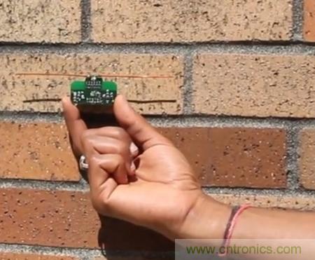 網(wǎng)友熱議：無電池手機(jī)能否實(shí)現(xiàn)？