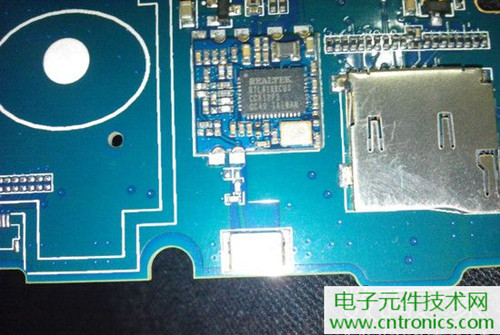 不怕摔的電紙書(shū)！一款柔性屏電子書(shū)閱讀器拆解