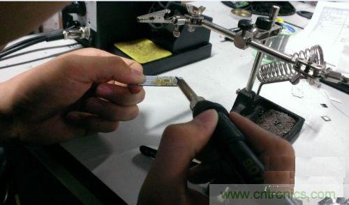 制作U盤全過程，由PCB做起