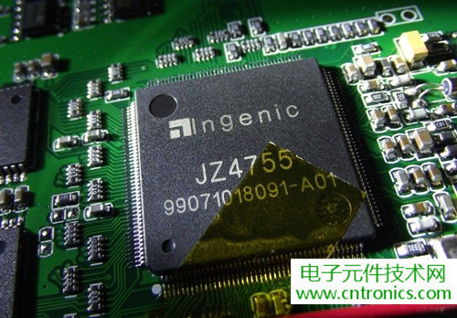 探秘電子紙！一款電紙書的電子墨水屏拆解