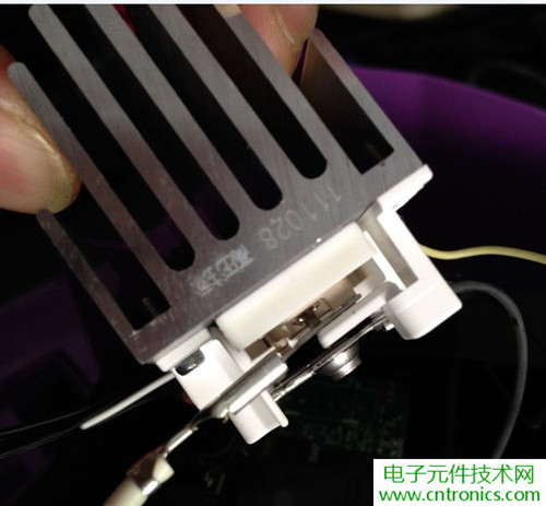 PM2.5殺手！松下納米水離子空氣凈化器拆解