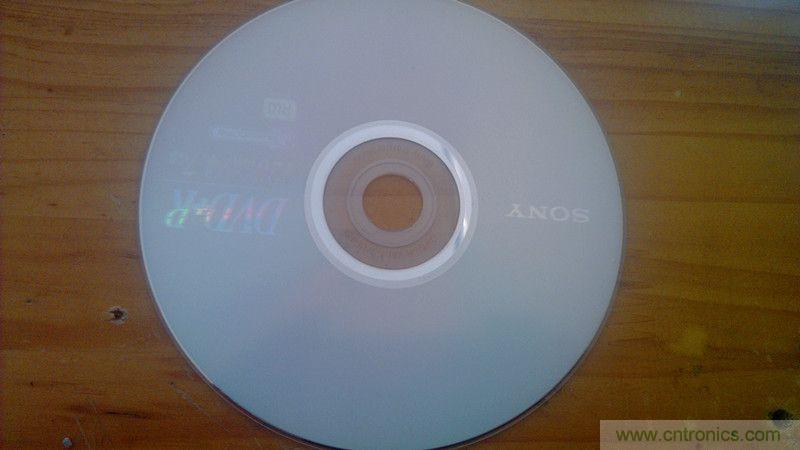 牛人力作！PCB版藍(lán)牙智能小車(chē)DIY