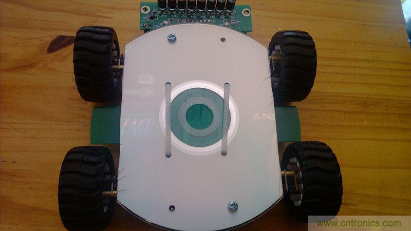 牛人力作！PCB版藍(lán)牙智能小車(chē)DIY