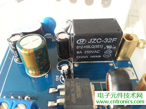 一款觸控開關(guān)拆解，做工不錯