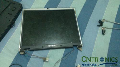 創(chuàng)意DIY：將筆記本大卸八塊做成臺式機！