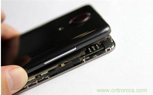 棋逢對手，詳拆努比亞Z5S如何力拼小米3 ？