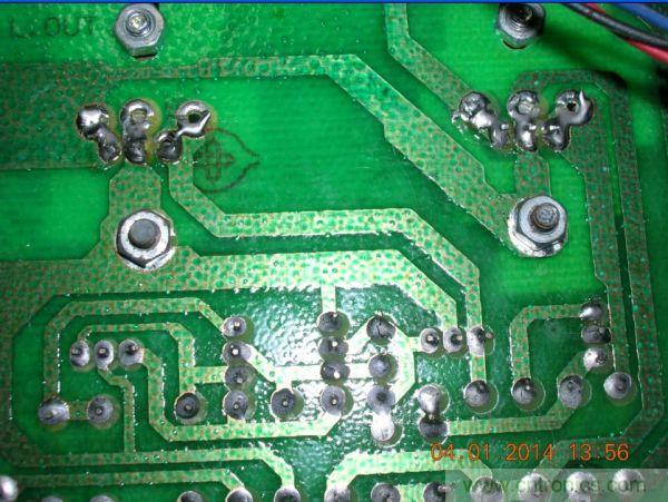 巧奪天工！大神利用山寨功放為高性價(jià)比逆變器&ldquo;穿新衣&rdquo;