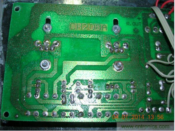 巧奪天工！大神利用山寨功放為高性價(jià)比逆變器&ldquo;穿新衣&rdquo;