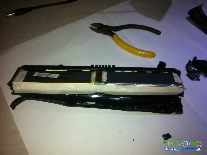 不一樣的DELL筆記本電池拆解小竅門！