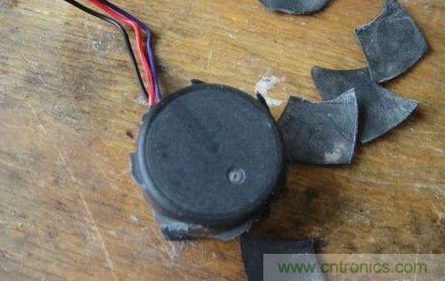 創(chuàng)意DIY！迷你風(fēng)力發(fā)電機(jī)！