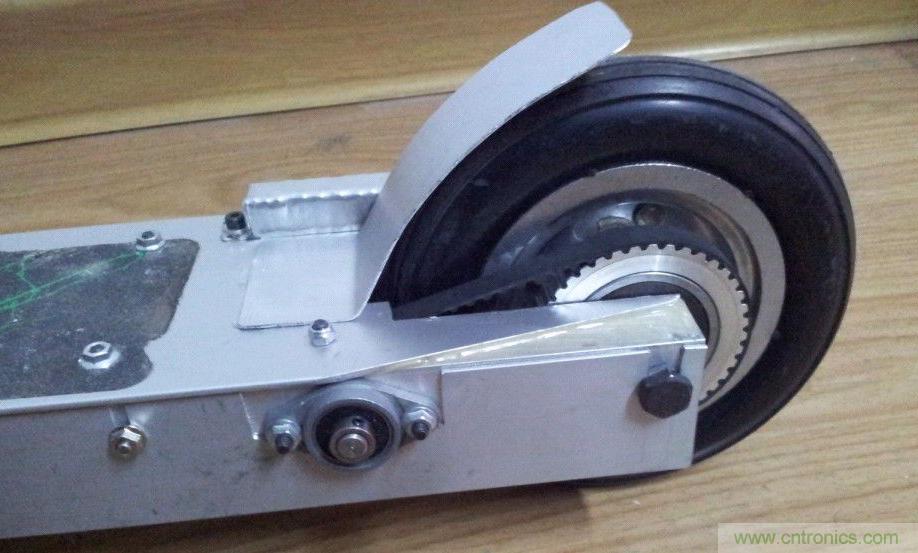 能工巧匠！DIY屬于你的電動滑板車！