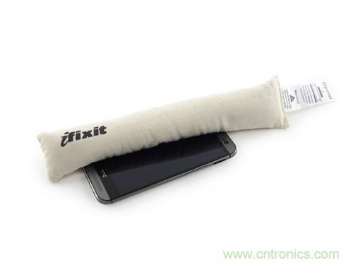 牛人強(qiáng)拆！新HTC One(M8)真機(jī)精密做工難修理