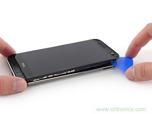 牛人強(qiáng)拆！新HTC One(M8)真機(jī)精密做工難修理