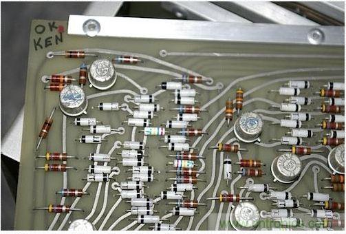 經(jīng)典懷舊拆解！歷史彌留的可編程科學(xué)計算器 from 1966