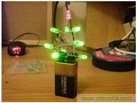 害怕圣誕節(jié)沒創(chuàng)意？看看發(fā)燒友們?cè)趺催^圣誕