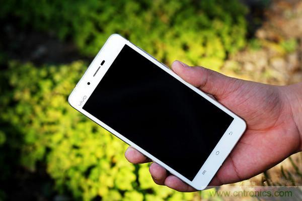 有圖有真相！暴拆VIVO X5 MAX,揭秘&ldquo;最薄之謎&rdquo;