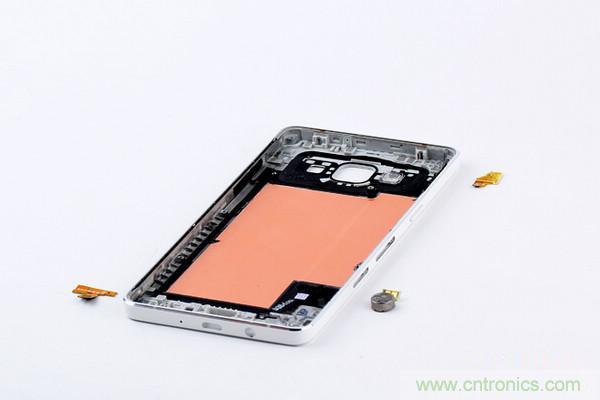 拆解狂魔荼毒新機(jī)三星金屬Galaxy A5，看槽點(diǎn)在何方？