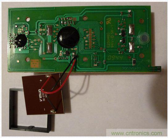 圖6：太陽能電池反面。
