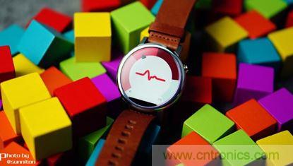 Moto 360 二代：&ldquo;精益求精&rdquo;的細(xì)節(jié)仍無法彌補(bǔ)功能的缺失