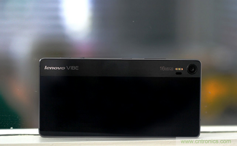 聯(lián)想Vibe Shot拆解，看如何打造一款拍照手機?