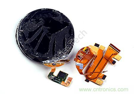 MOTO 360二代智能手表拆解：只有細節(jié)，沒有亮點