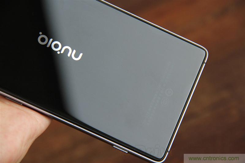 無邊框的 nubia Z9 ，一款既有驚喜，又有驚艷的智能手機