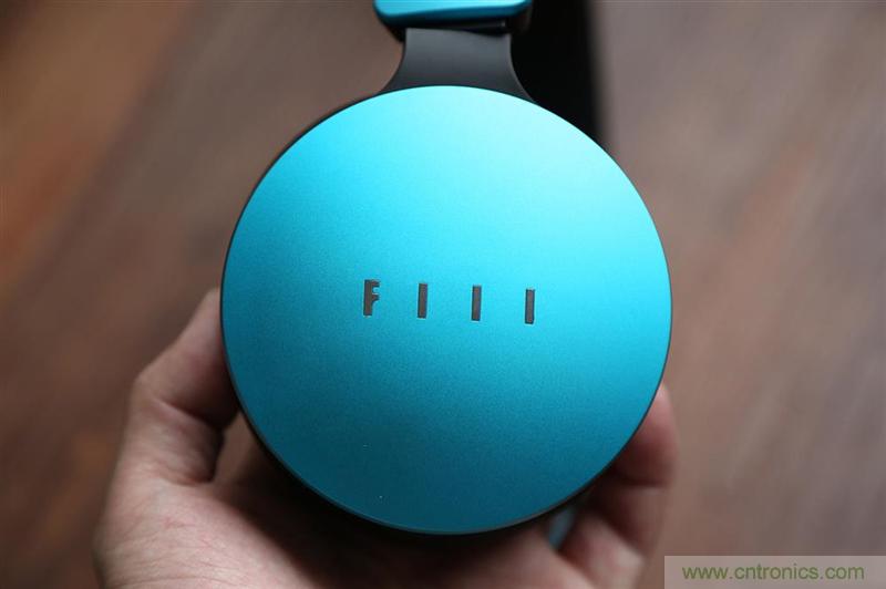 頭條哥的夢想之作！FIIL耳機(jī)能讓汪峰上頭條否？