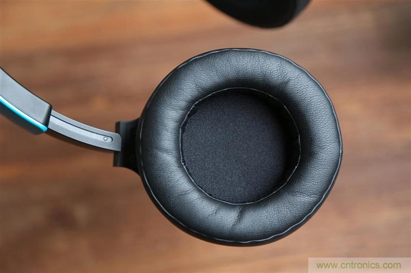 頭條哥的夢想之作！FIIL耳機(jī)能讓汪峰上頭條否？