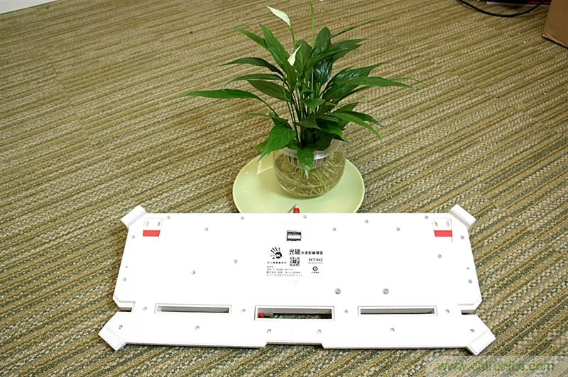 曾經(jīng)的網(wǎng)吧統(tǒng)治者&mdash;雙飛燕血手幽靈機(jī)械鍵盤，真世界最快？