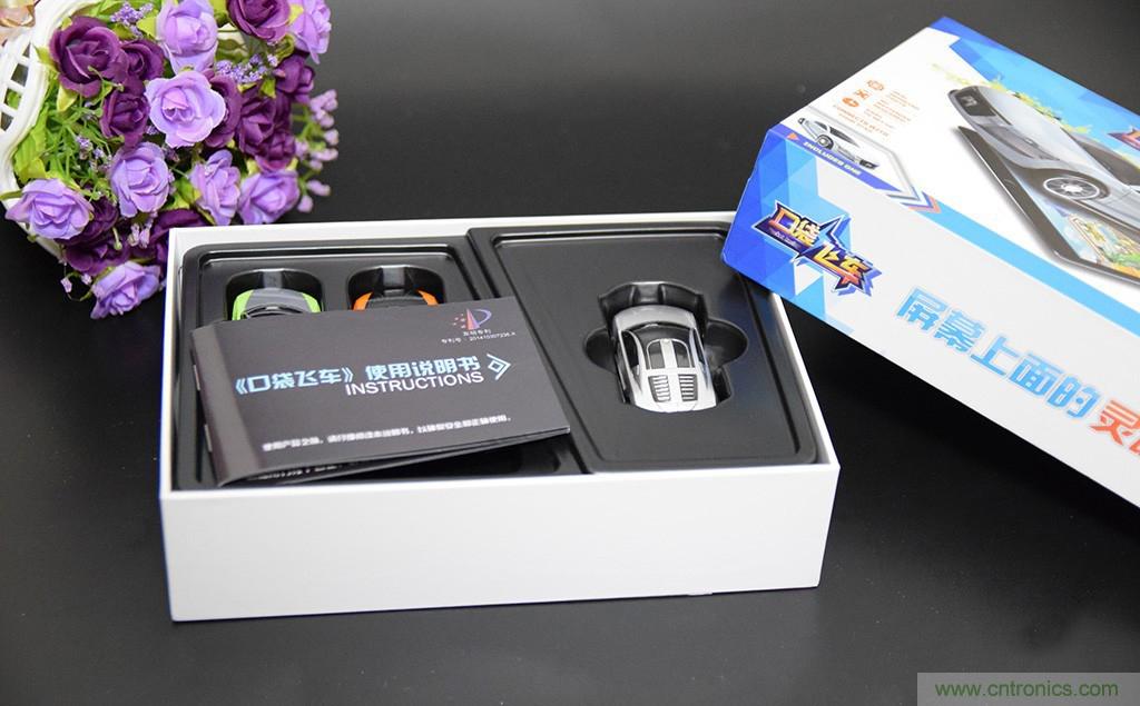 虛擬與現(xiàn)實(shí)相結(jié)合的飛車游戲，讓你體驗(yàn)速度與激情的碰撞！