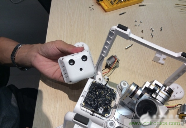 真飛機(jī)拆不著，那就來(lái)拆拆無(wú)人機(jī)&ldquo;鼻祖&rdquo;大疆吧！