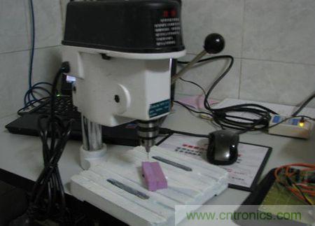 無人機(jī) DIY 制作全過程，酷得不要不要的！