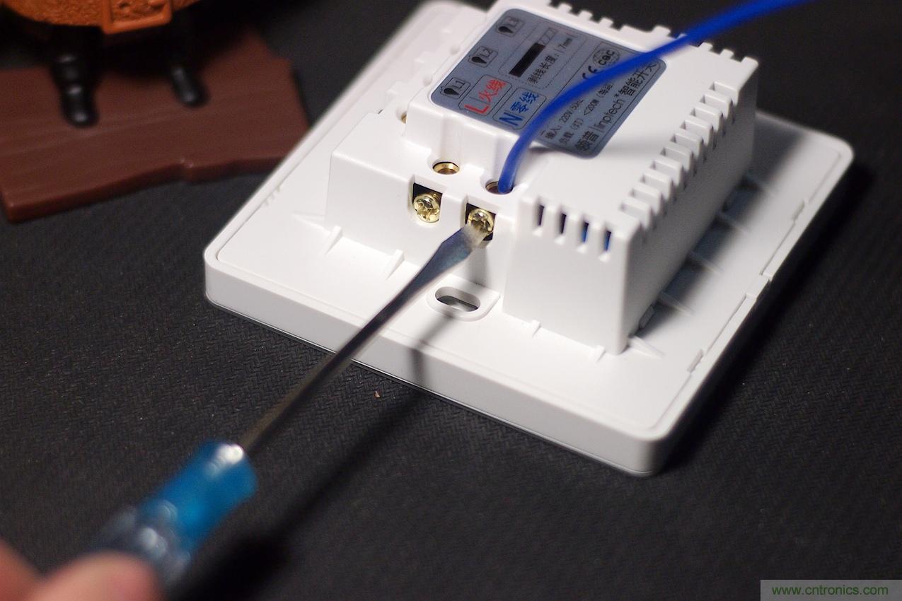 星球大戰(zhàn)原力釋放，無線控制易如反掌