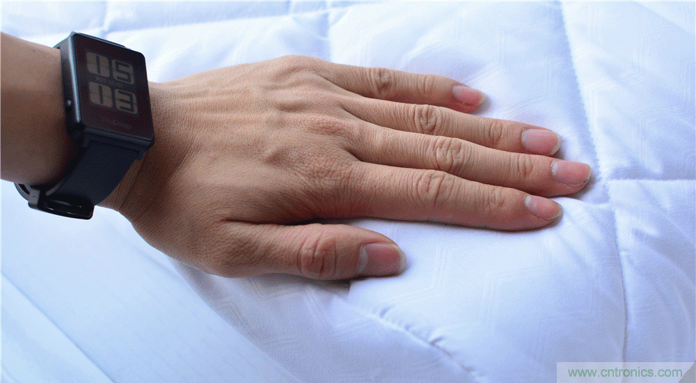 這個枕頭不僅能挽救睡眠還能挽救婚姻！