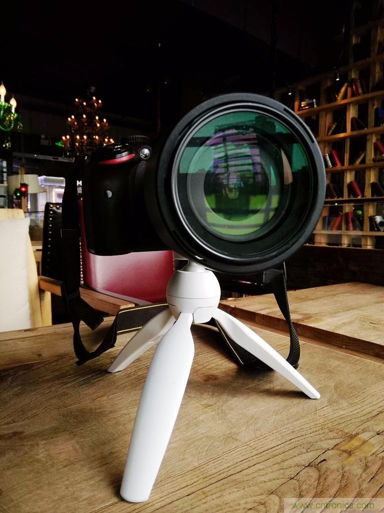 逼格滿(mǎn)滿(mǎn)的相機(jī)便攜三腳架，三足鼎立才安全