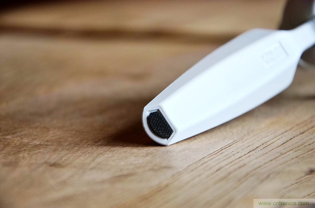 逼格滿(mǎn)滿(mǎn)的相機(jī)便攜三腳架，三足鼎立才安全