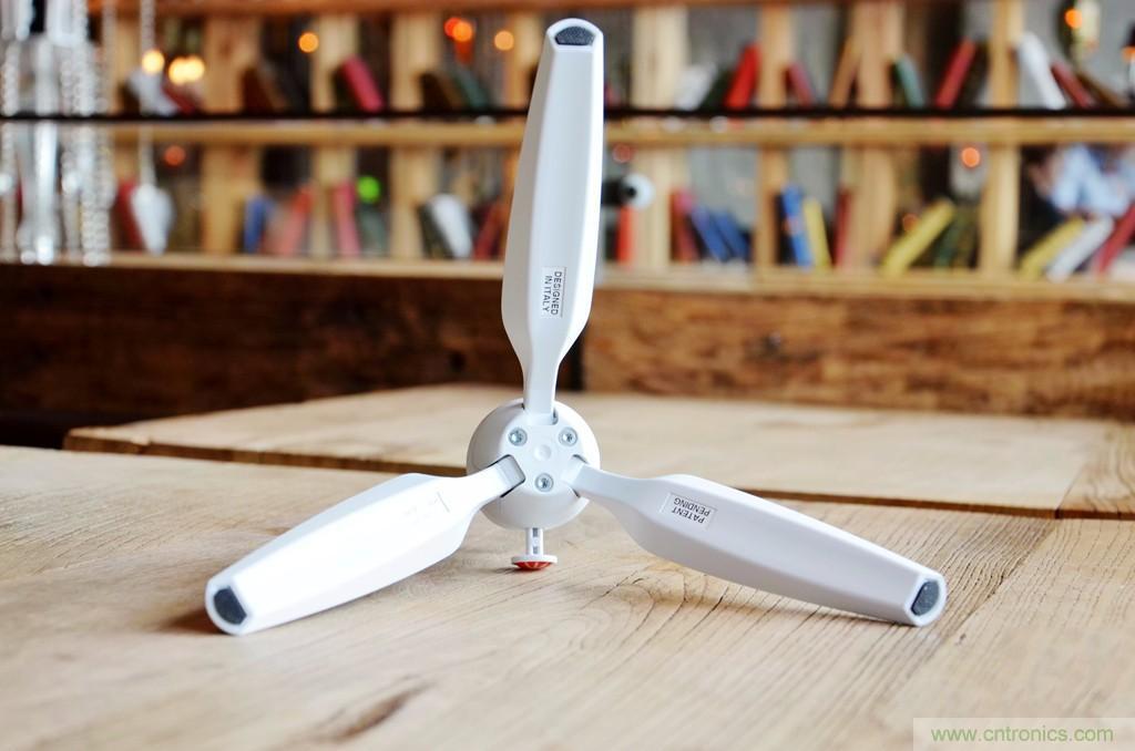 逼格滿(mǎn)滿(mǎn)的相機(jī)便攜三腳架，三足鼎立才安全