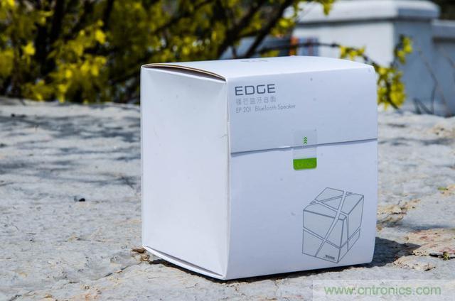 洛斐創(chuàng)意藍(lán)牙音箱，光與建筑點綴生活