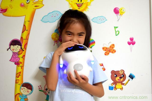 &ldquo;爸爸再不陪我，我就長大了&rdquo;&mdash;&mdash;小騰機(jī)器人