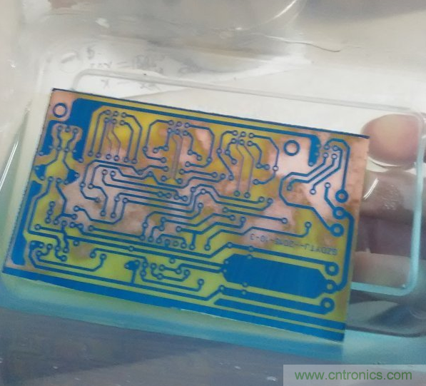 嘗試了四次PCB制作， 最后一發(fā)算是成功了