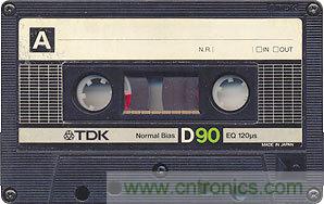 藝術(shù)源于生活，用生活中的物件也能制作磁流體