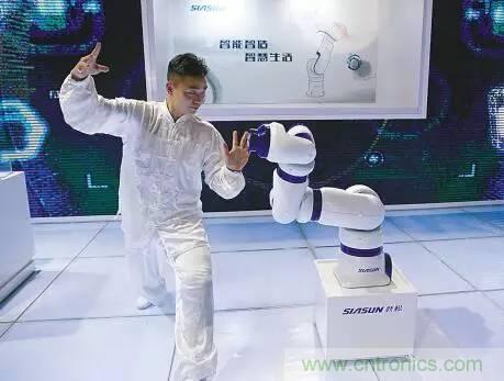 協(xié)作機器人伺服、傳感器核心器件大揭秘