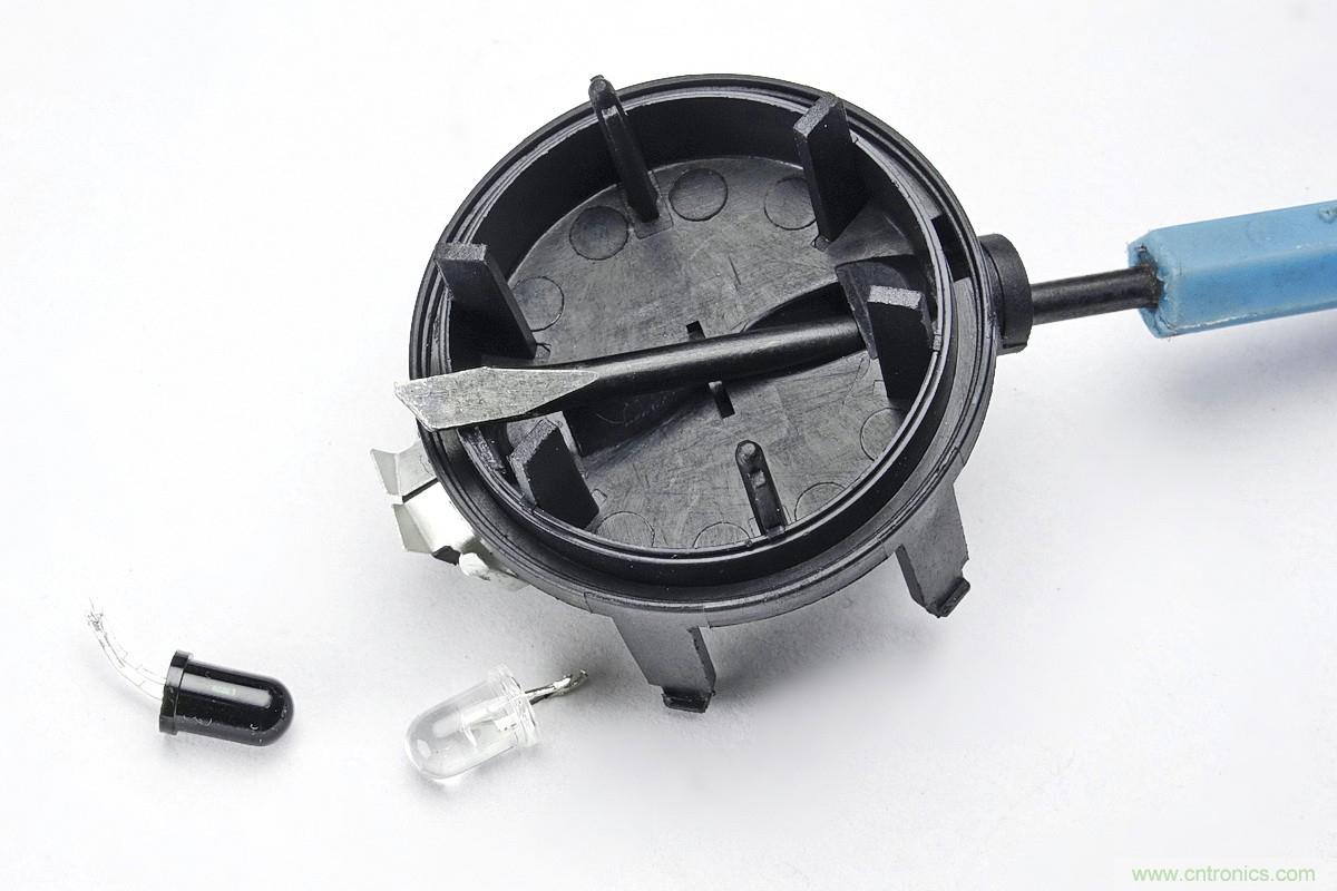 小米煙霧報警器拆解：一顆電池可用五年是如何做到的？