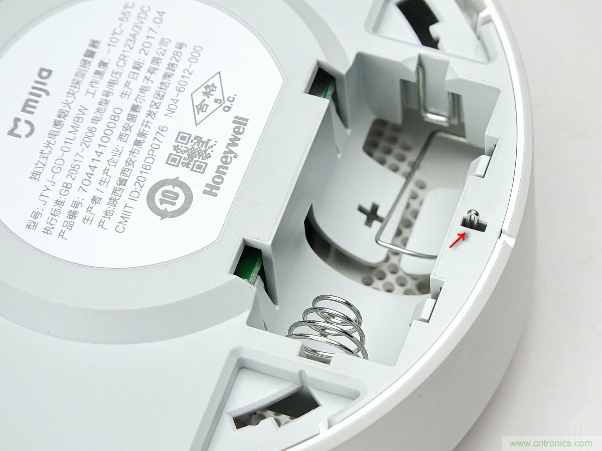 小米煙霧報警器拆解：一顆電池可用五年是如何做到的？