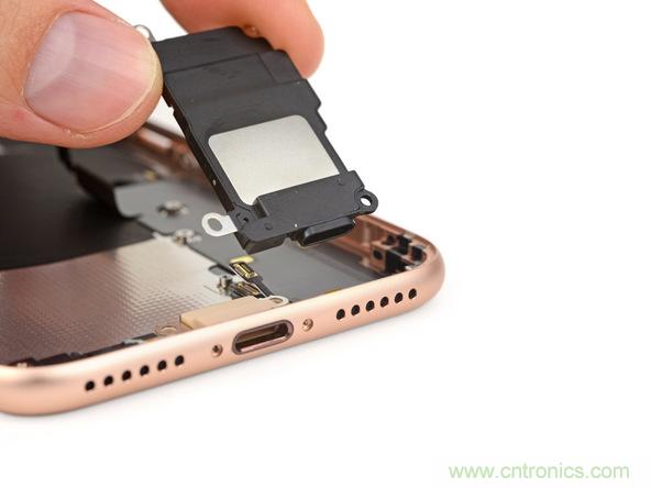 iPhone 8首拆：無線充電版本的iPhone 7？