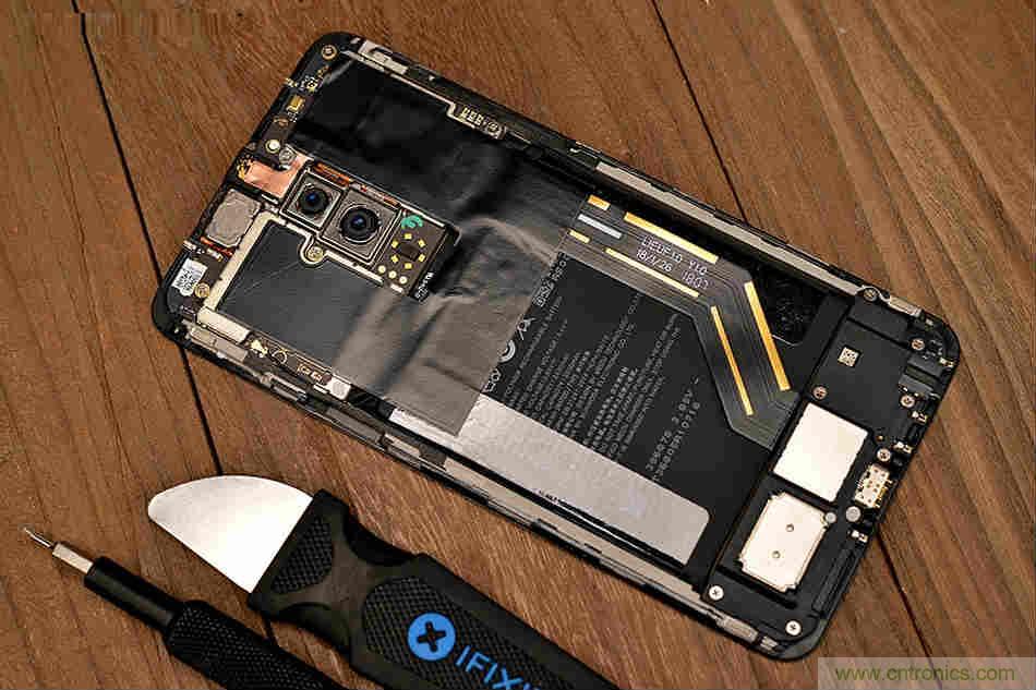 拆解魅族15 Plus：玩轉(zhuǎn)了新概念，但其工藝究竟如何？