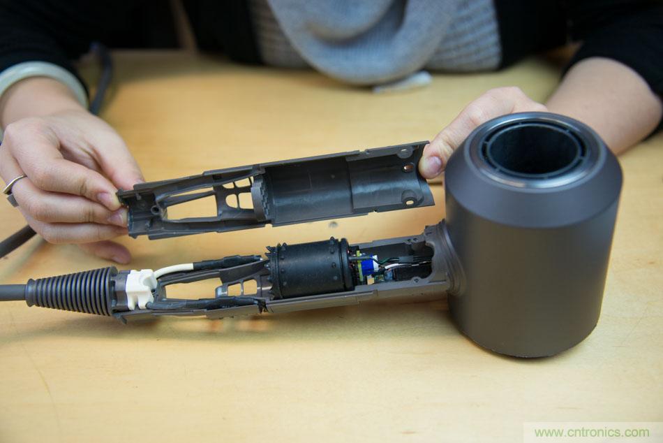 拆解戴森吹風機：近三千元的價格貴在哪？